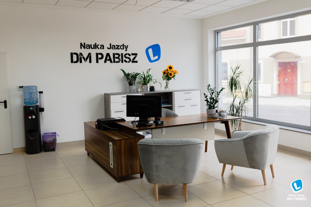 Biuro i sala wykładowa